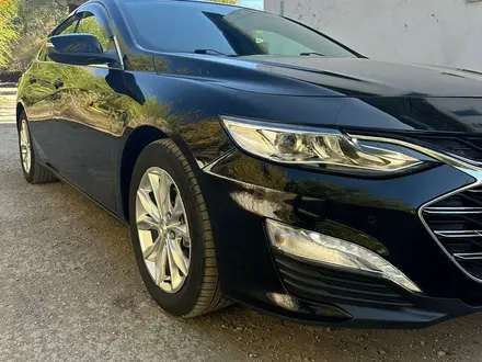 Chevrolet Malibu 2022 года за 12 999 999 тг. в Караганда – фото 5