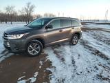 Toyota Highlander 2017 года за 10 000 000 тг. в Актобе – фото 5