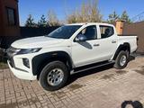 Mitsubishi L200 2022 года за 15 000 000 тг. в Астана – фото 2