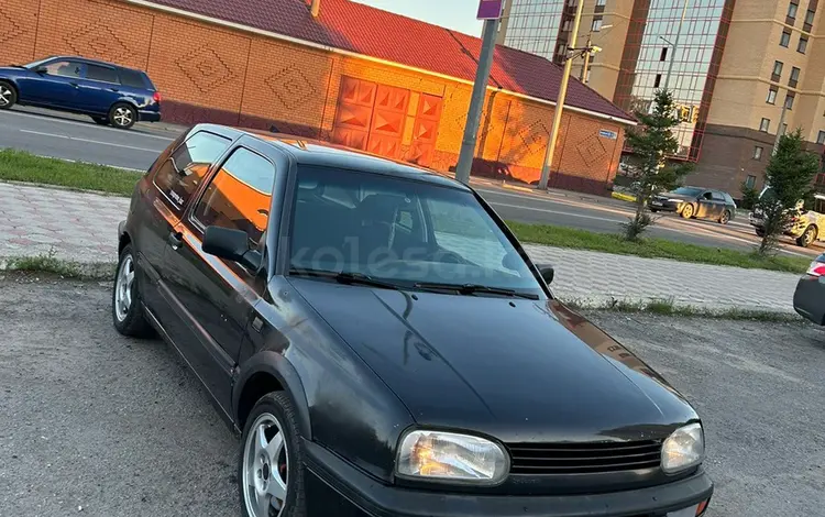 Volkswagen Golf 1995 годаfor1 400 000 тг. в Петропавловск