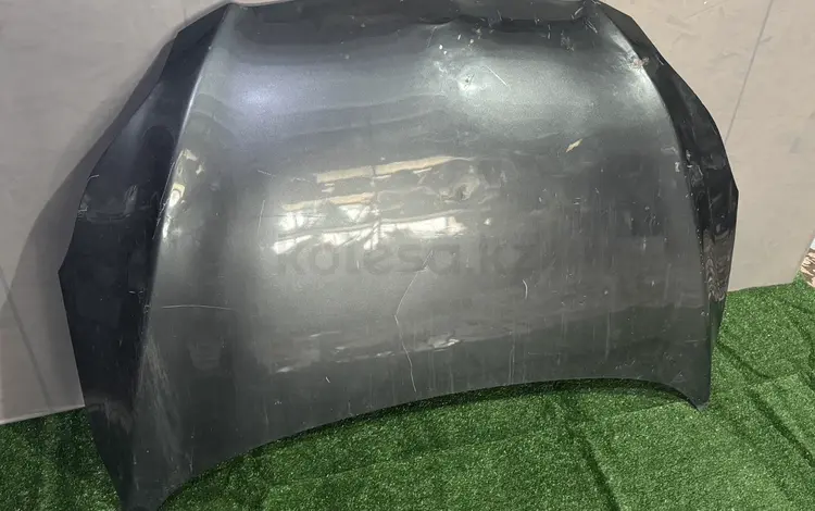 Капот Toyota Matrix кузов 140, под ремонт за 95 000 тг. в Караганда