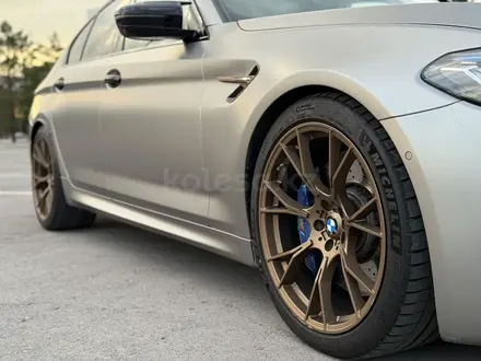 BMW M5 2018 года за 48 000 000 тг. в Шымкент – фото 22