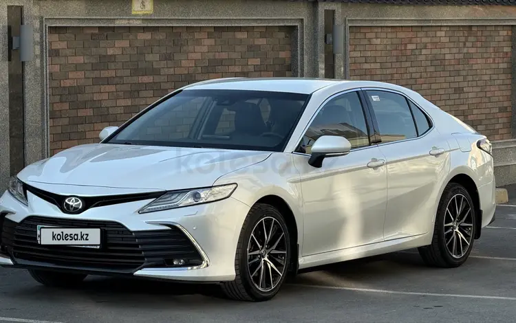 Toyota Camry 2023 годаүшін15 900 000 тг. в Шымкент