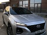 Hyundai Santa Fe 2018 годаfor11 200 000 тг. в Актобе