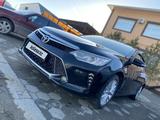 Toyota Camry 2015 годаүшін10 500 000 тг. в Актобе