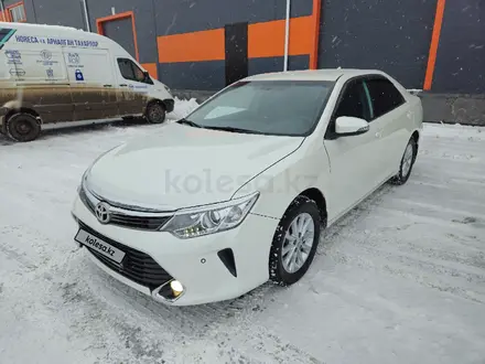 Toyota Camry 2017 года за 11 000 000 тг. в Актобе