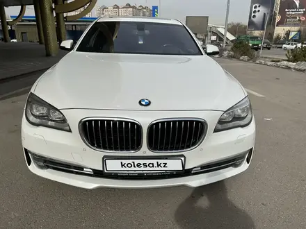BMW 750 2013 года за 25 000 000 тг. в Алматы – фото 5