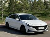 Hyundai Elantra 2023 годаfor9 600 000 тг. в Астана – фото 4
