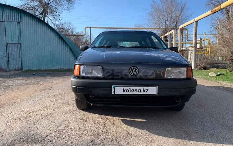 Volkswagen Passat 1990 годаүшін1 500 000 тг. в Есик