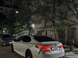 Toyota Camry 2018 годаүшін12 500 000 тг. в Атырау
