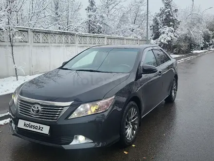 Toyota Camry 2013 года за 8 690 000 тг. в Алматы – фото 3