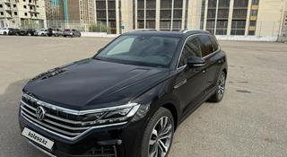 Volkswagen Touareg 2021 года за 29 890 000 тг. в Астана