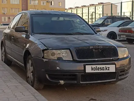 Skoda Superb 2006 года за 2 500 000 тг. в Актау – фото 2