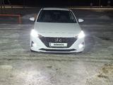 Hyundai Accent 2020 года за 8 000 000 тг. в Актобе – фото 2