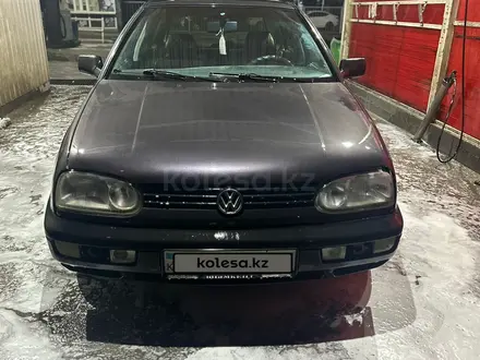 Volkswagen Golf 1996 года за 1 000 000 тг. в Шымкент – фото 2