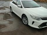 Toyota Camry 2015 года за 10 300 000 тг. в Астана