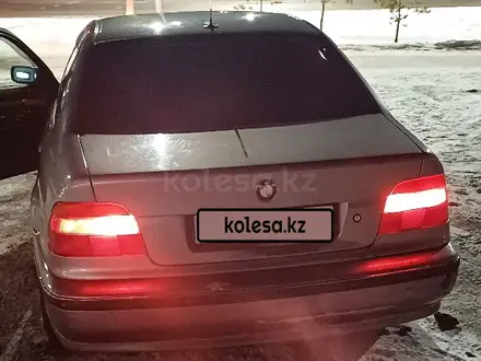 BMW 520 1998 года за 3 200 000 тг. в Астана – фото 3