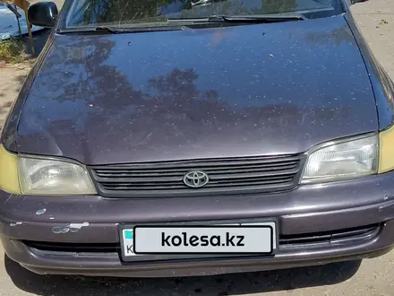 Toyota Carina E 1995 года за 1 200 000 тг. в Жезказган