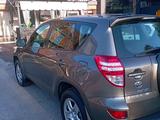Toyota RAV4 2011 года за 8 500 000 тг. в Алматы – фото 2