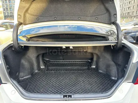 Toyota Camry 2016 года за 9 700 000 тг. в Астана – фото 10