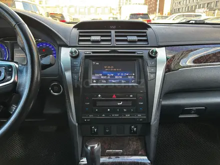 Toyota Camry 2016 года за 9 700 000 тг. в Астана – фото 15