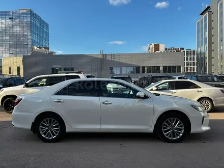 Toyota Camry 2016 года за 9 700 000 тг. в Астана – фото 17
