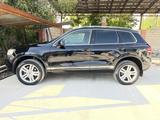 Volkswagen Touareg 2012 годаfor12 000 000 тг. в Алматы – фото 3