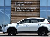 Toyota RAV4 Luxe 2017 года за 9 690 000 тг. в Шымкент – фото 3