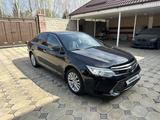 Toyota Camry 2014 года за 12 300 000 тг. в Алматы – фото 2