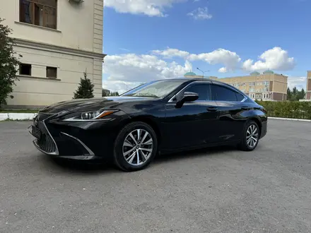 Lexus ES 250 2020 года за 21 700 000 тг. в Астана – фото 3