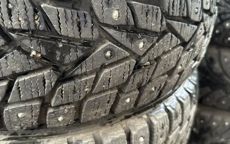 Шины Dunlop в очень хорошем состоянии за 55 000 тг. в Астана