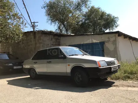 ВАЗ (Lada) 21099 2004 года за 900 000 тг. в Атырау – фото 2