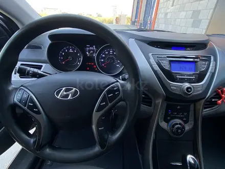 Hyundai Elantra 2013 года за 4 100 000 тг. в Атырау – фото 6