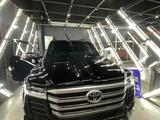 Toyota Land Cruiser 2021 года за 44 000 000 тг. в Жанаозен – фото 3