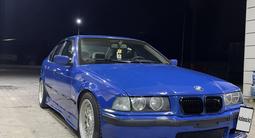 BMW 320 1995 года за 2 500 000 тг. в Алматы – фото 4