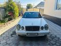 Mercedes-Benz E 200 1996 годаүшін2 500 000 тг. в Алматы