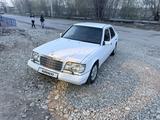 Mercedes-Benz E 300 1993 годаүшін1 800 000 тг. в Актобе – фото 4