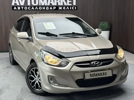 Hyundai Solaris 2011 года за 3 750 000 тг. в Актобе – фото 3