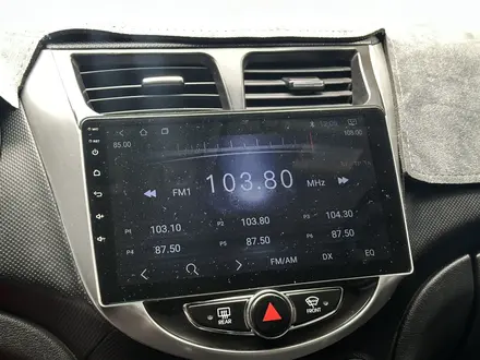 Hyundai Solaris 2011 года за 3 750 000 тг. в Актобе – фото 19