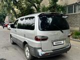 Hyundai Starex 2001 годаfor3 000 000 тг. в Алматы – фото 3