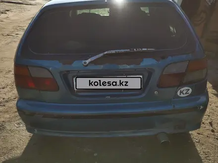 Nissan Almera 1996 года за 500 000 тг. в Караганда – фото 3