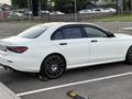 Mercedes-Benz E 350 2023 годаfor35 490 000 тг. в Алматы – фото 73