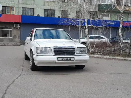 Mercedes-Benz E 200 1994 года за 2 500 000 тг. в Павлодар – фото 2