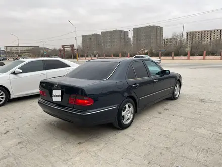 Mercedes-Benz E 320 2001 года за 4 500 000 тг. в Жанаозен – фото 10