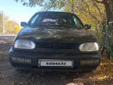 Volkswagen Golf 1994 года за 667 730 тг. в Астана