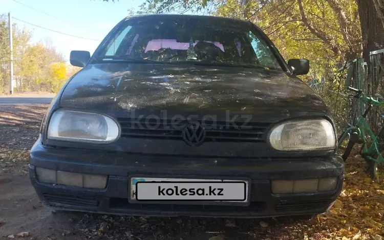 Volkswagen Golf 1994 года за 667 730 тг. в Астана