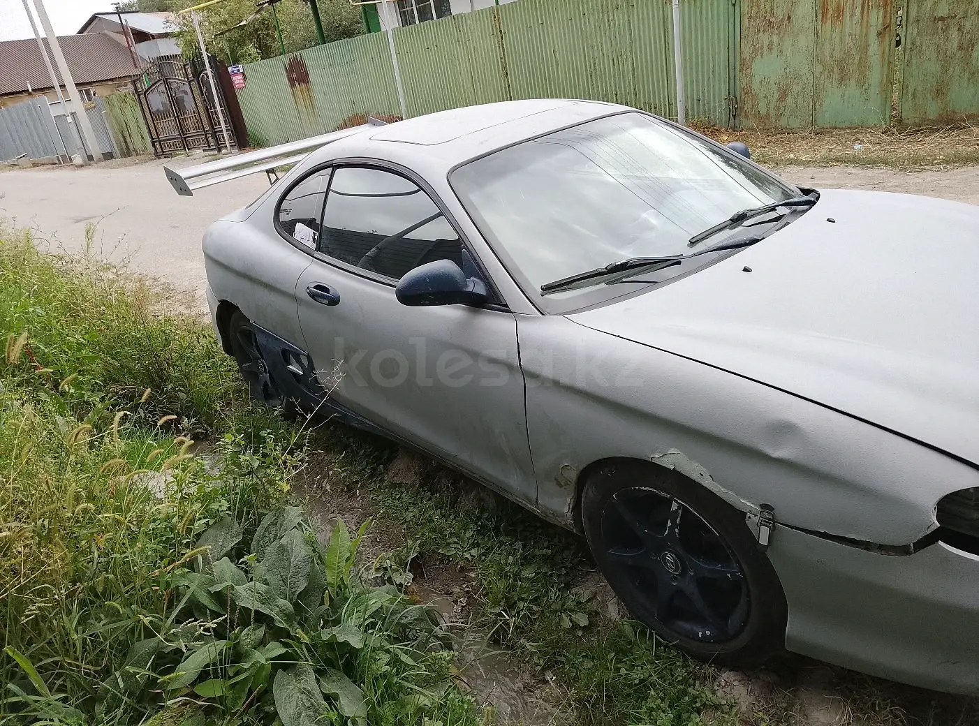 Hyundai Tiburon, 1999