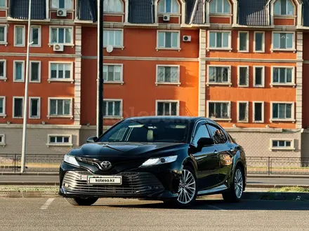 Toyota Camry 2018 года за 13 500 000 тг. в Астана – фото 11