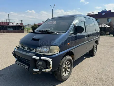 Mitsubishi Delica 1996 года за 2 300 000 тг. в Алматы