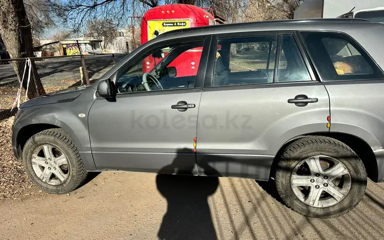 Suzuki Grand Vitara 2007 годаүшін6 500 000 тг. в Алматы